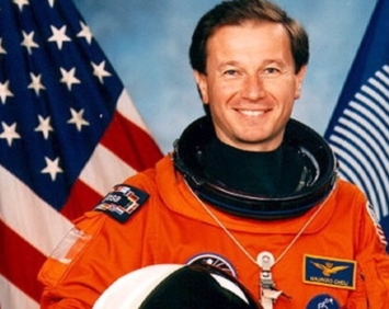 L'Italia nello spazio: il viaggio di Maurizio Cheli